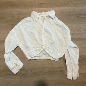 Mango Top! Crinkle linen, cropped, EUC!